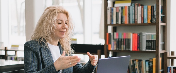 How Custom LXP Resolves Typical Learning Challenges